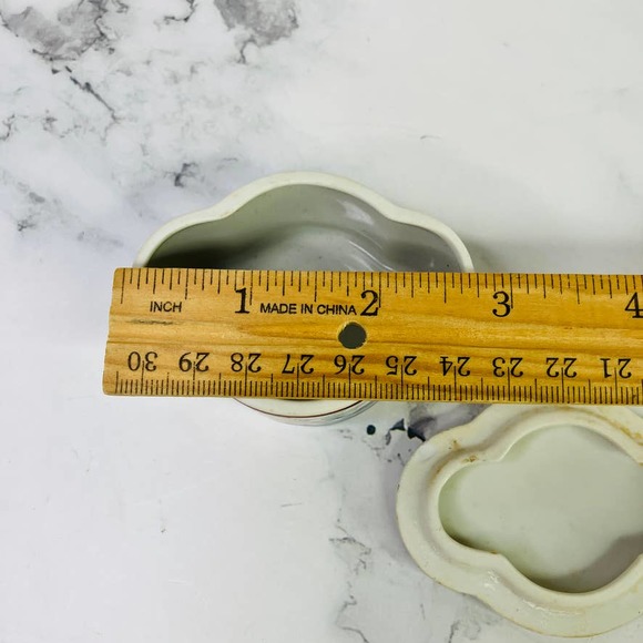 Vintage Imari Style Porcelain Trinket Box Lotus Floral Japan - Picture 9 of 9